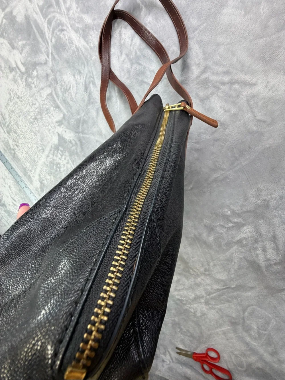 Fossil Black Leather Messenger Tote  Fall Bag Women’s Party Guest Vintage